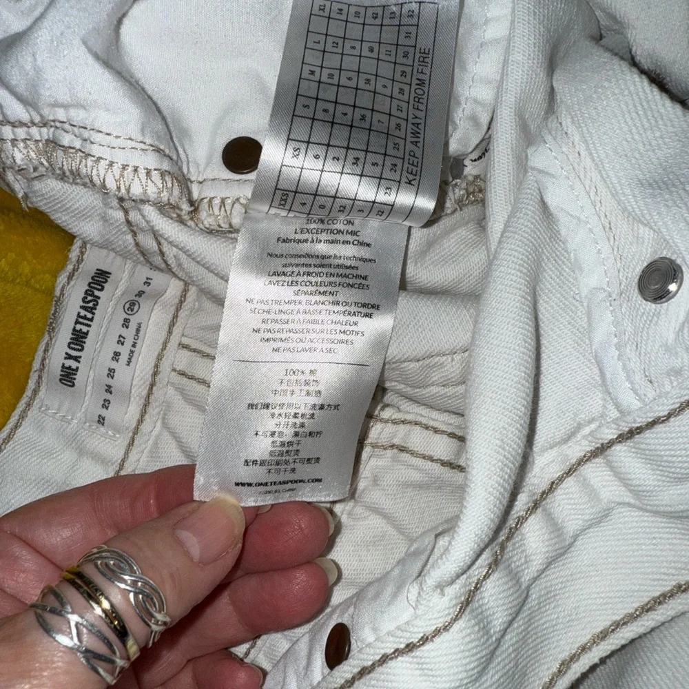 One Teaspoon Cocoa Cash Bandits White Painted  Jean Shorts - Picture 12 of 16